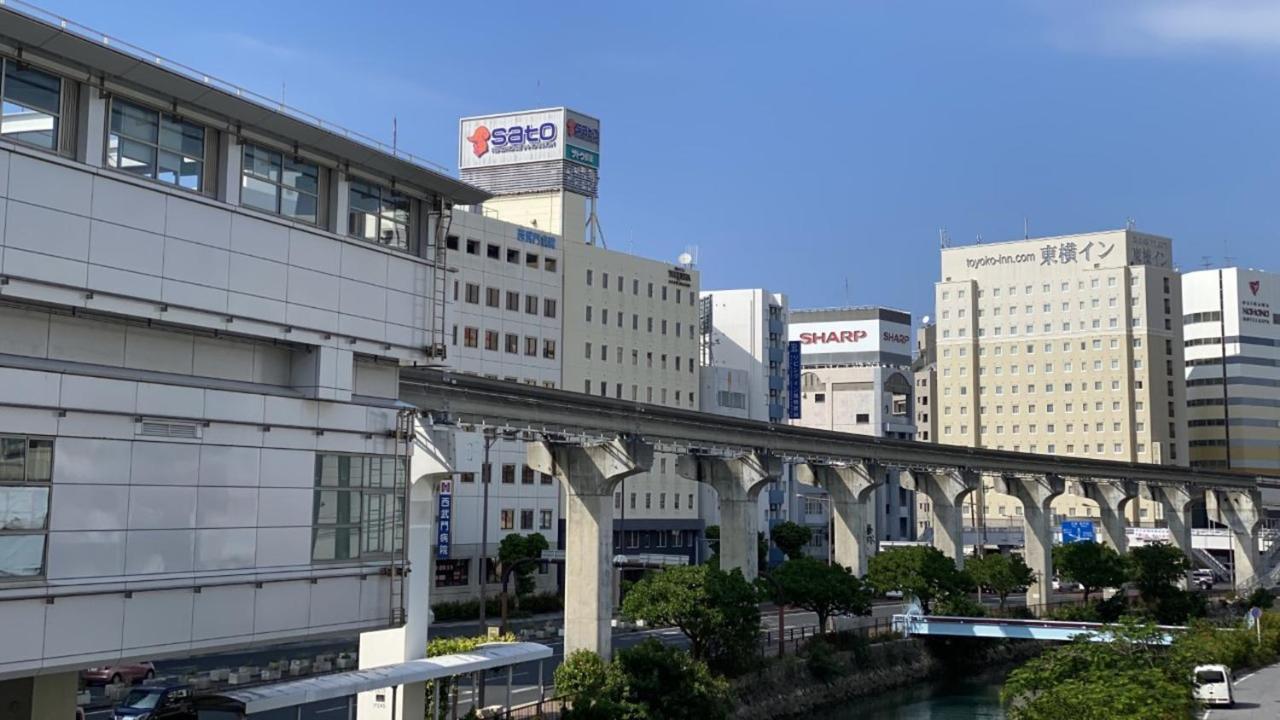 Toyoko Inn Okinawa Naha Asahibashi Ekimae Esterno foto